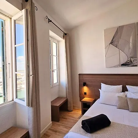 Du Port ホテル 3*