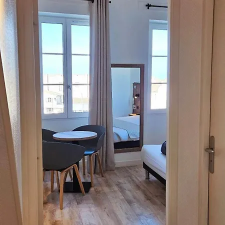 Hotel Du Port