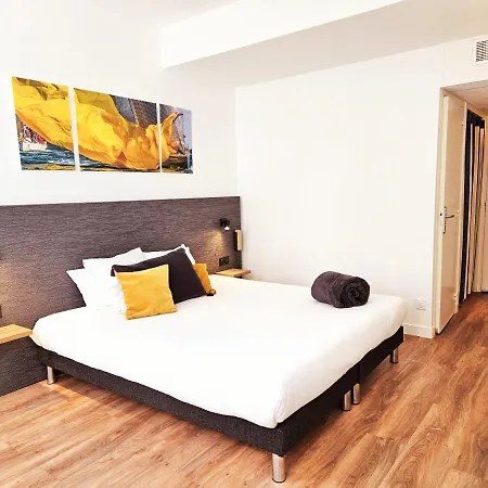 Du Port Сен-Мартен-де-Ре